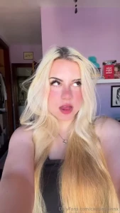 Ass or tits dm me and i ll send you some pics amp vids right away