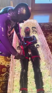 Felixrubberfemboy and yourhandler had an amazing time unwrapping this