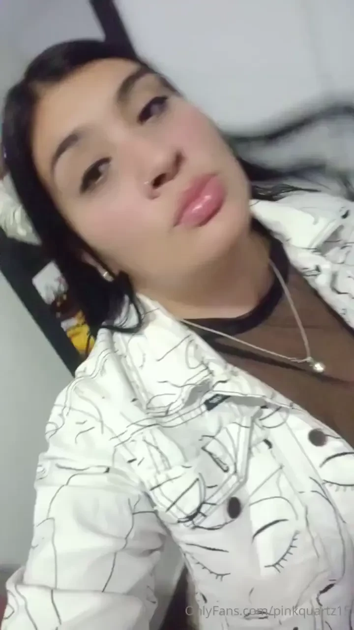 My lips look quite tempting don t you think 