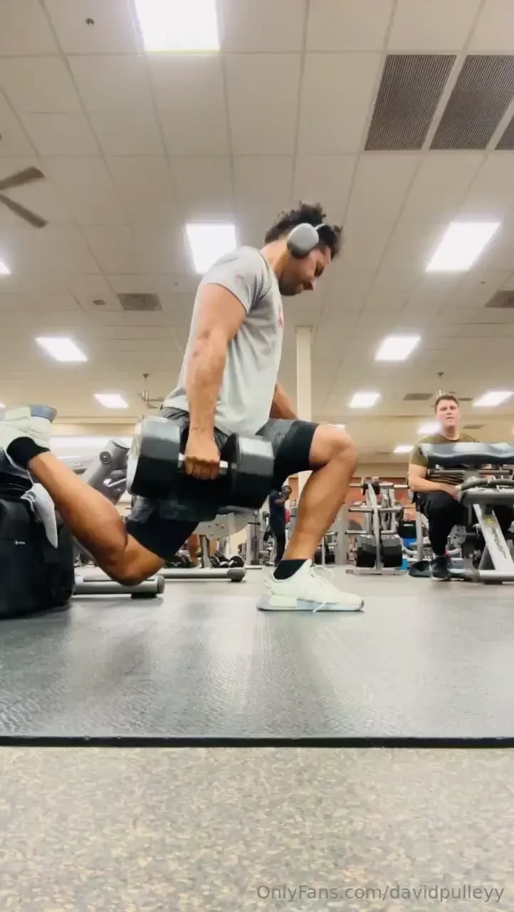 Offset bulgarian split squat - 75lb 