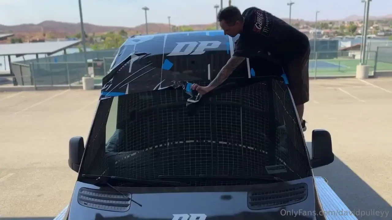 Little bts of my guy cyle causing it putting the finishing touches on 