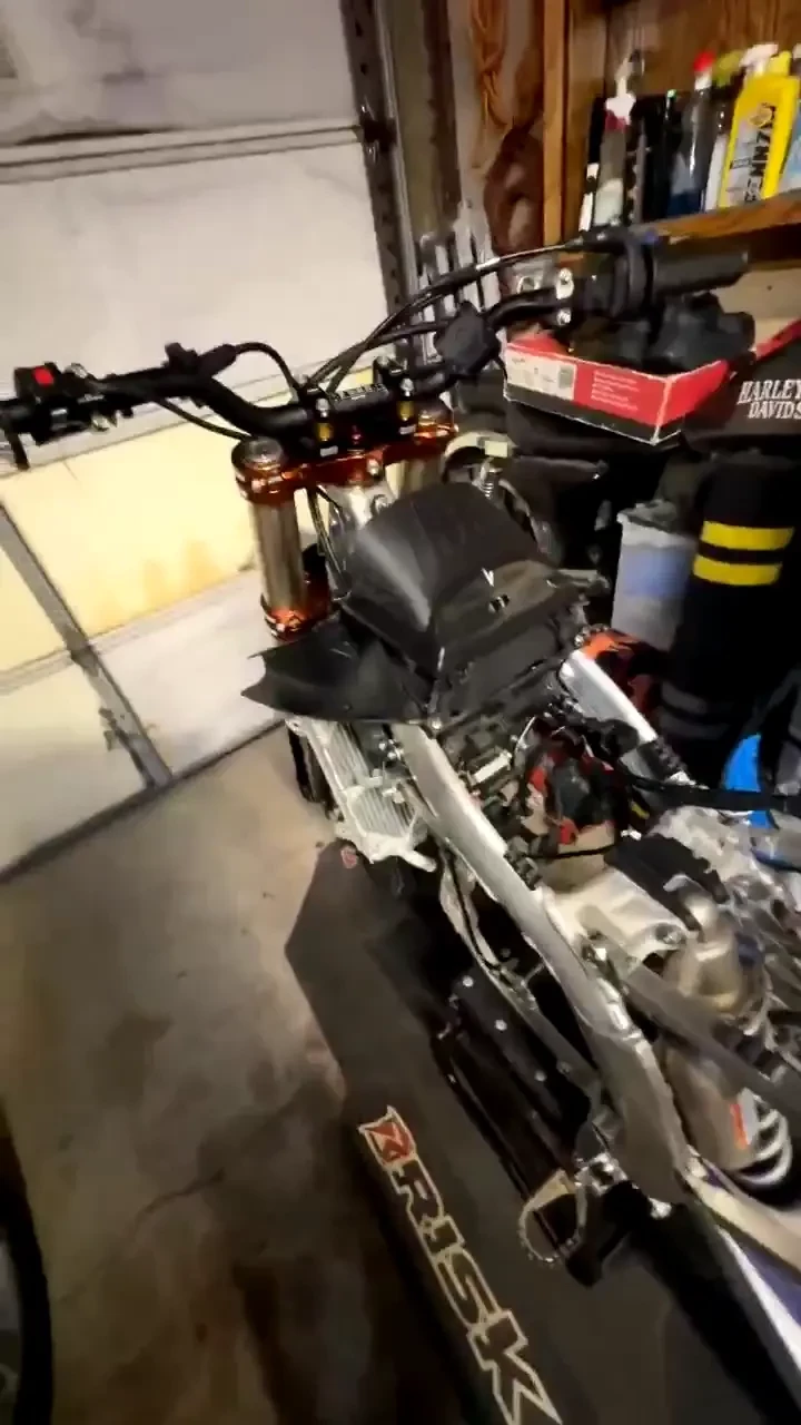 Stream started at 02 01 2024 04 01 am detroit gear bag prep 