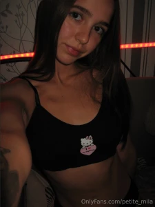 Finally 18 m e_alexis make free sub for first 15 this pretty virgin part 113