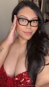 What s on your christmas list talk to me in dm and let me fulfill it