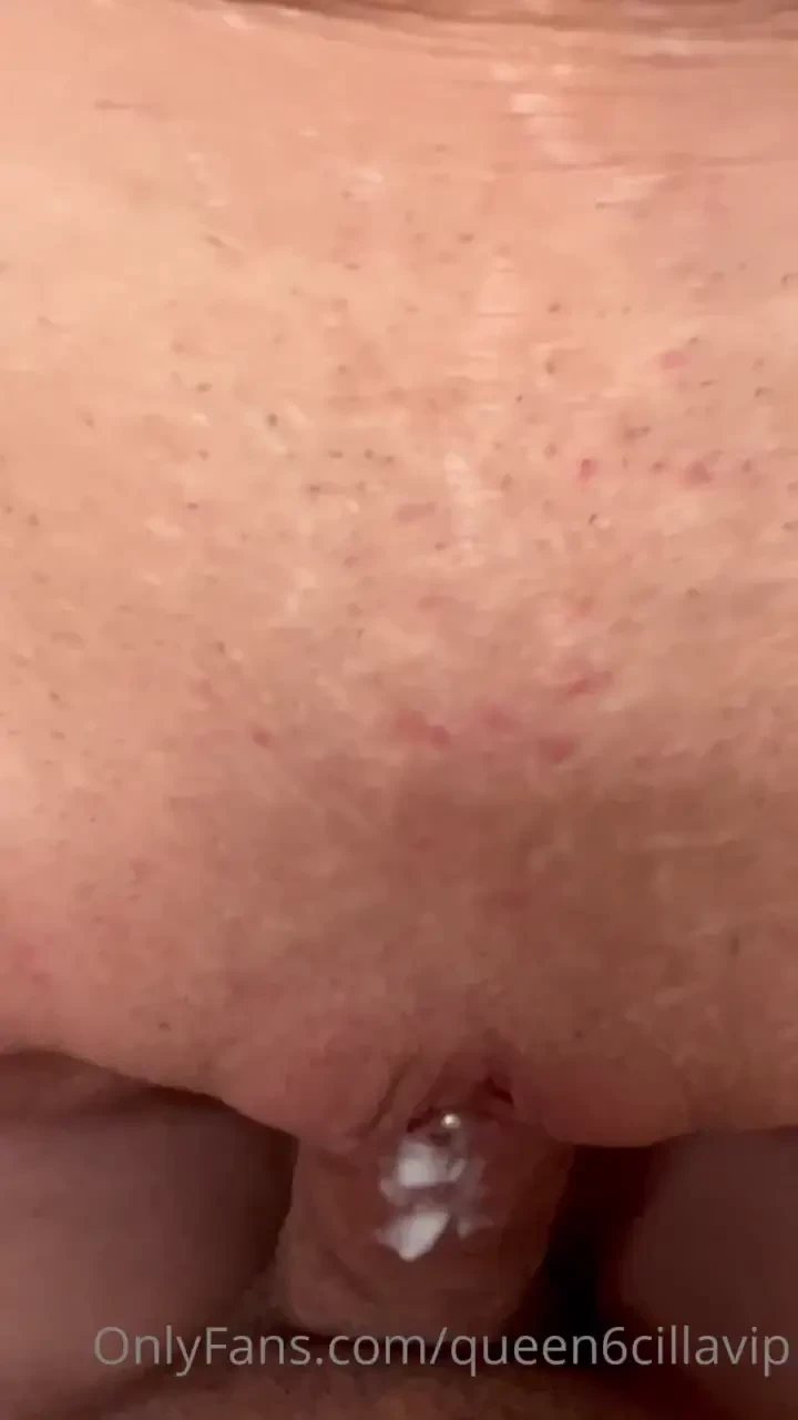 Something about getting fucked on a counter top is just so good to me 