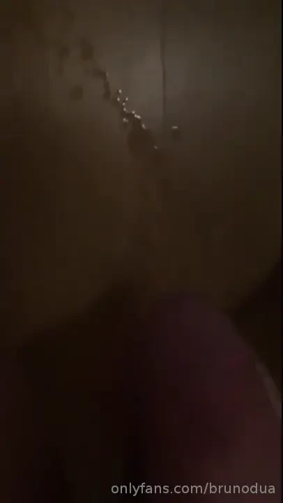 Squirting off with my stick jesus im so horny 