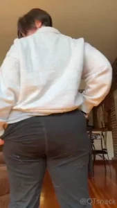 Better late in the day than never for teasing you with my butt right