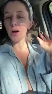 Strategically flashing my tits while the people across the street turn