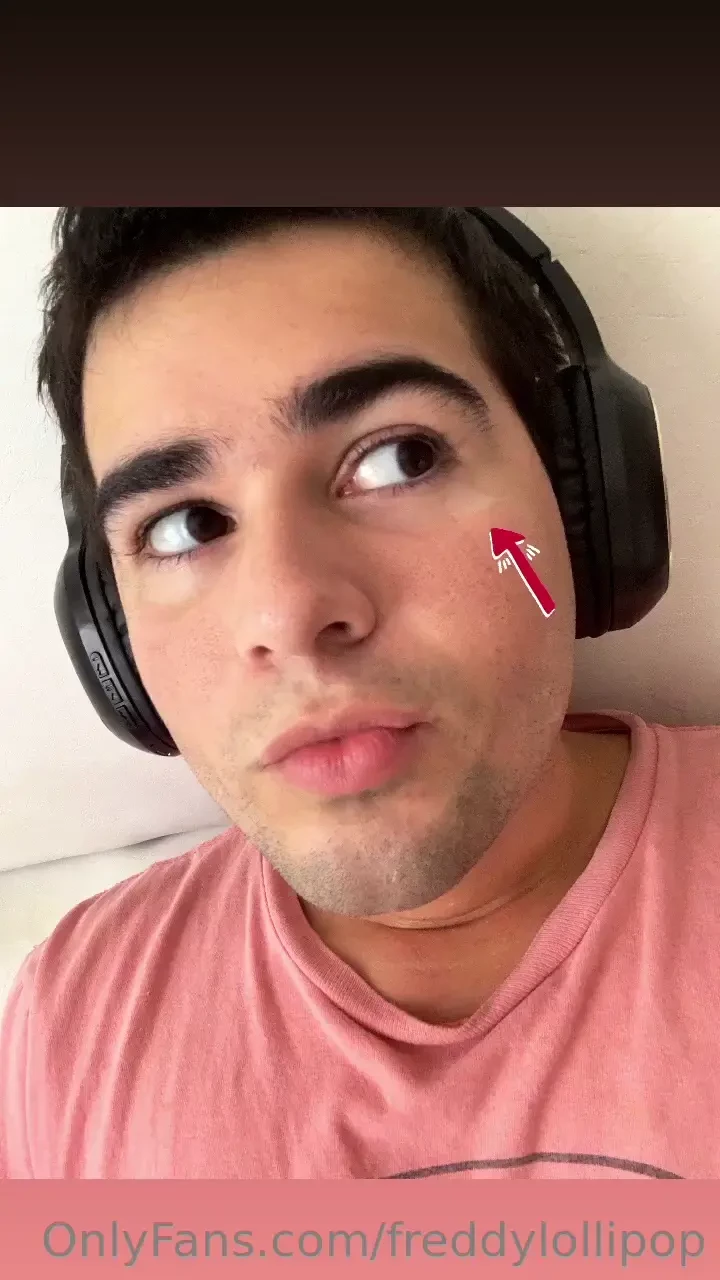 I literally just came and it landed 1 cm away from eye lol 