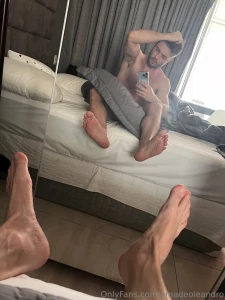 Bommm diaaa wake up lovers wake up or stay in bed