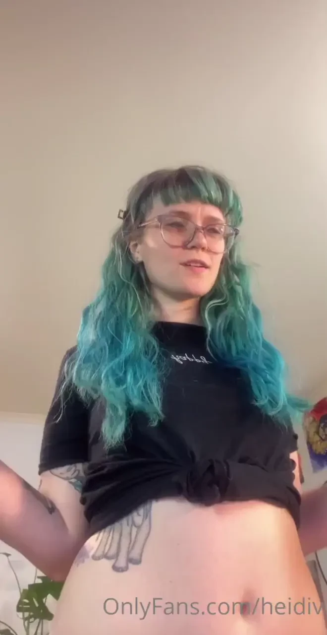 How did you say your tail was attached this video is from pack 3 