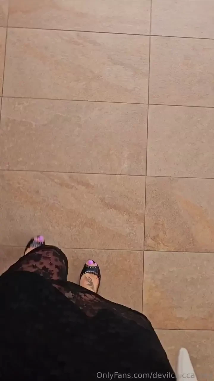 Buon venerdi dove sto andando e tu ah dimenricavo il video del pompino 