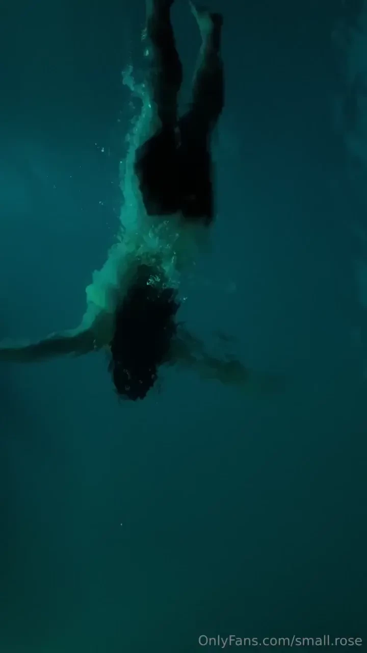 Wanna go for a swim in the pool with me 