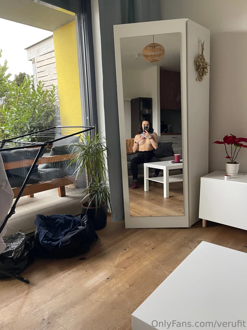 Dobr r nko dneska m m n ladu zlobit pi si o fotky a videjka good 