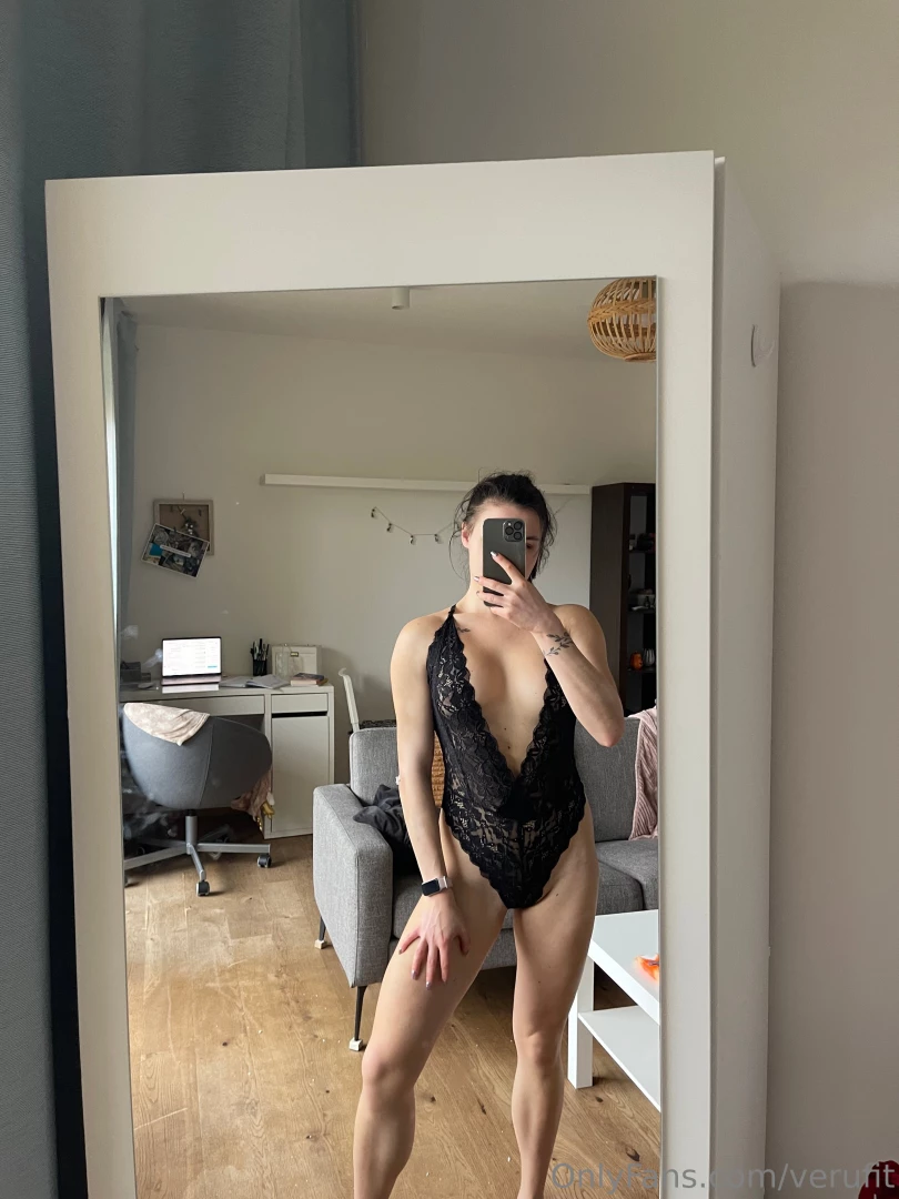 Chce odv n j fotky v tomhle body tipni mi 7 a jsou tvoje wanna more 