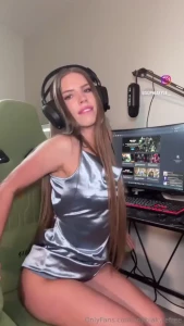 Would you play with me https onlyfans com sophia_kyle c