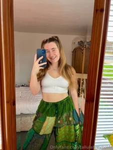 Happy monday this is what i look like most days with my hippie part 1