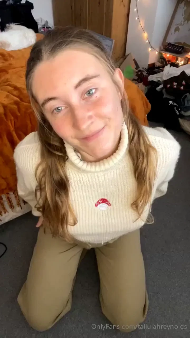 Happy autumn my friends how are you doing i love my little toadstool 