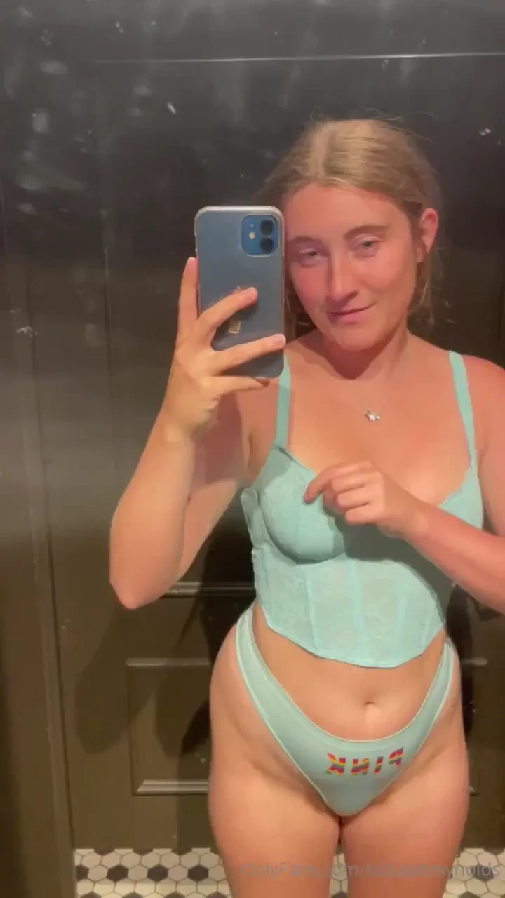 It s manic mondaaaaaay this weeks challenge was to take some pics in a 