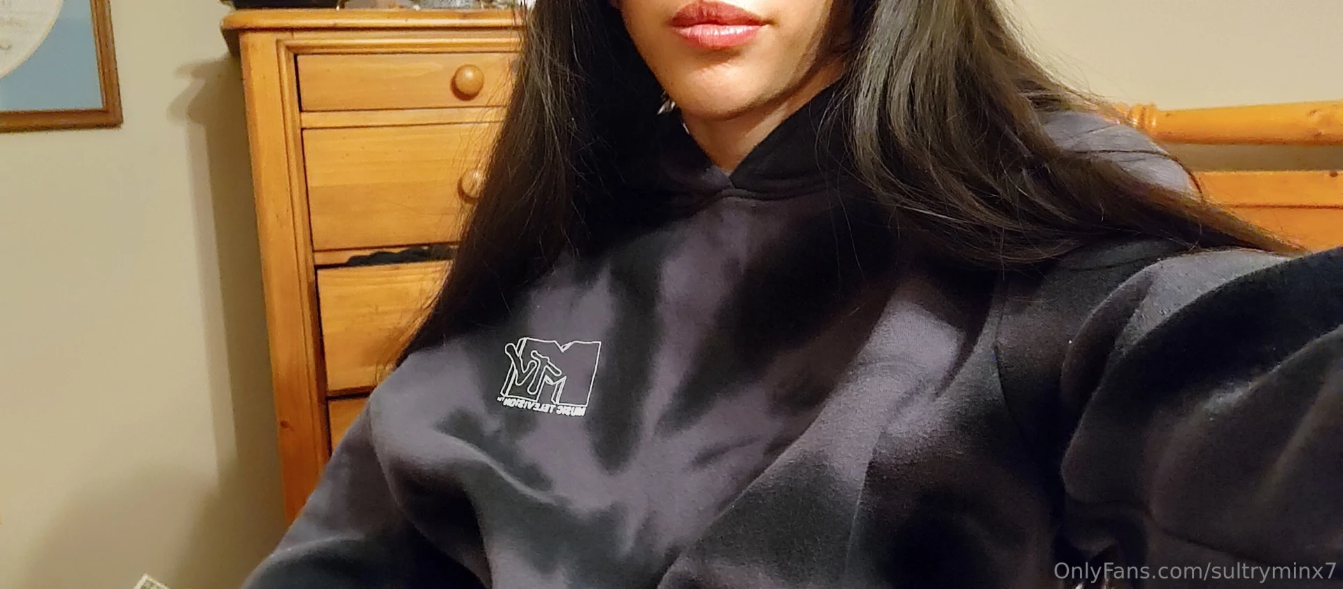 Comfy outfit cuddling with this outfit on 
