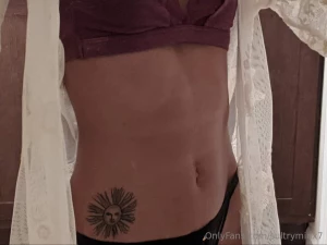 Feeling like your favorite model of all time with the way you adore me