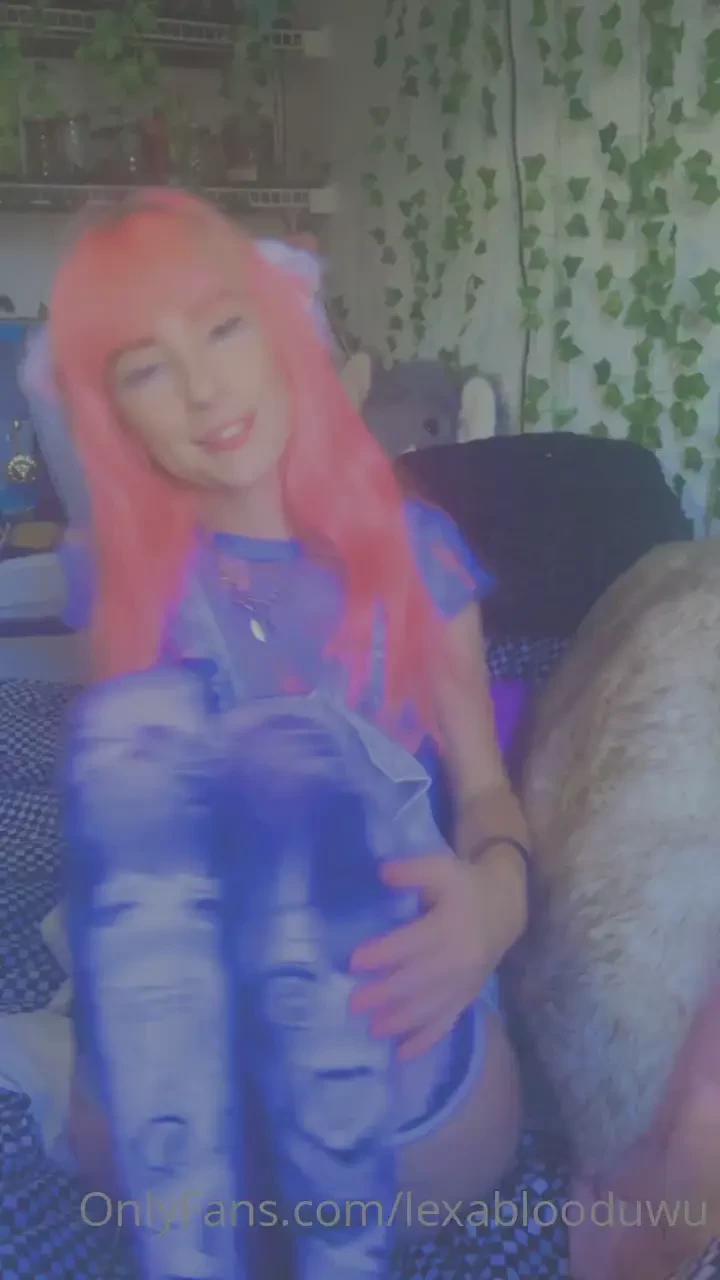 Nyah i love tasting my own pussy 