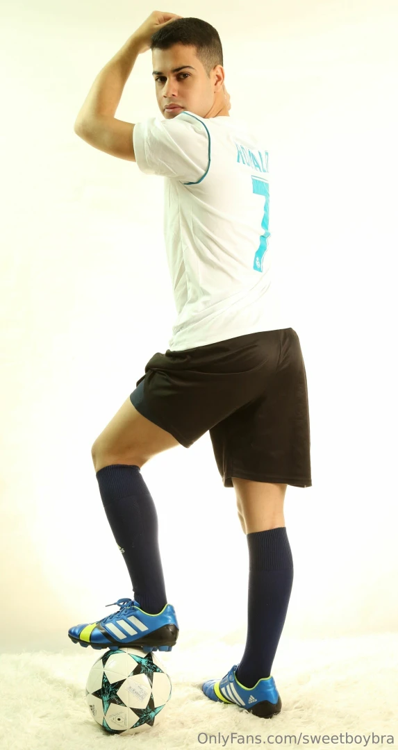Wanna play soccer or sucker part 1 