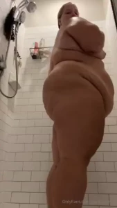 Thought you might enjoy a little shower time with me