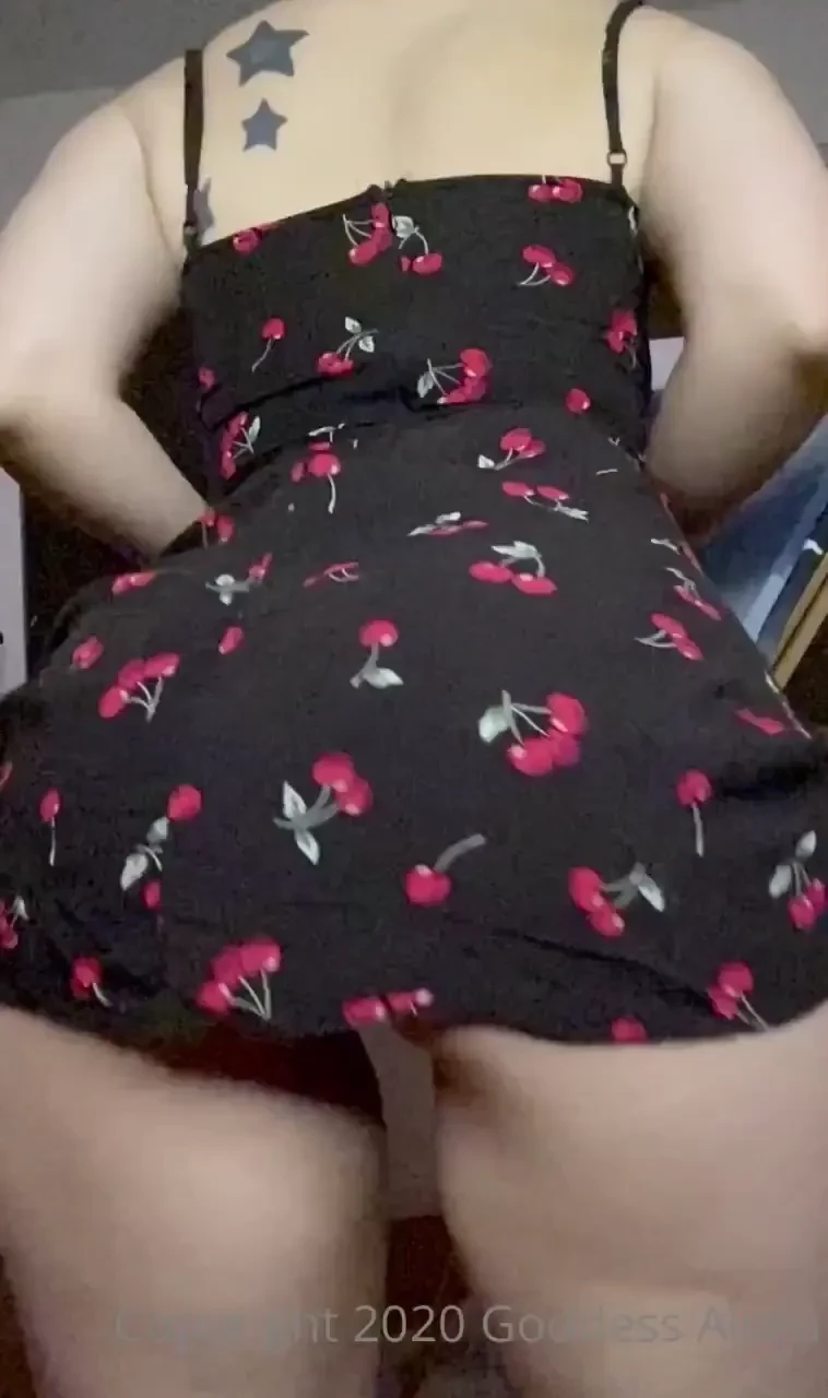 Watch it jiggle part 11 