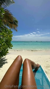 Would you like to put sunscreen on my legs