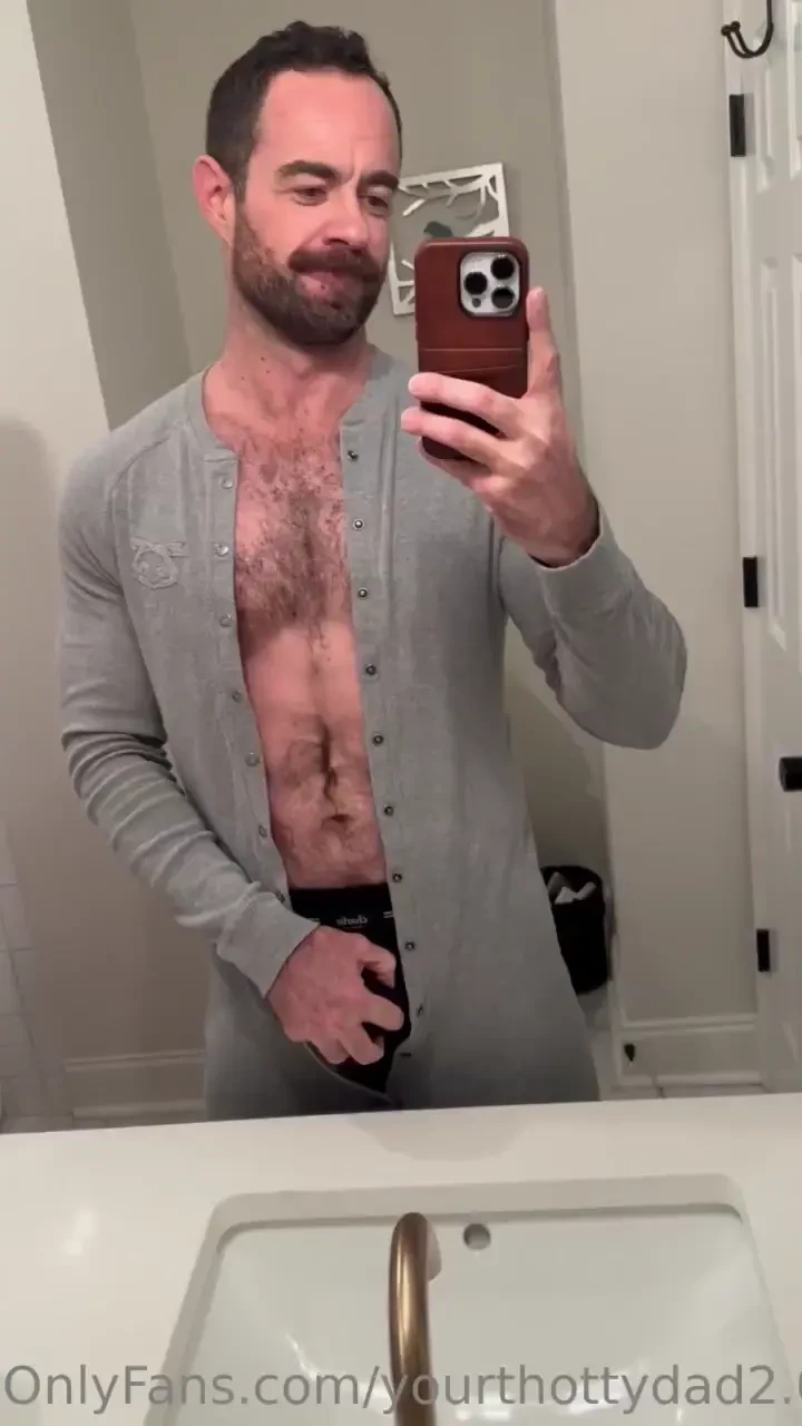 Slipping away from a holiday onesie party to get up to my bullshit 