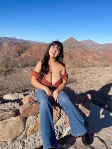 No hay nadie viendo mi amor vamos a coger aqu papi te puedo sacar toda part 3