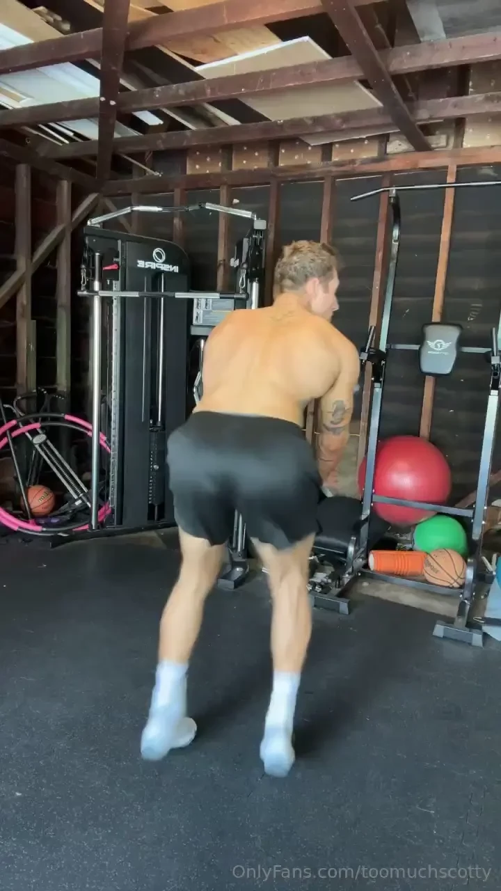 Exposing my real pre workout warm up 