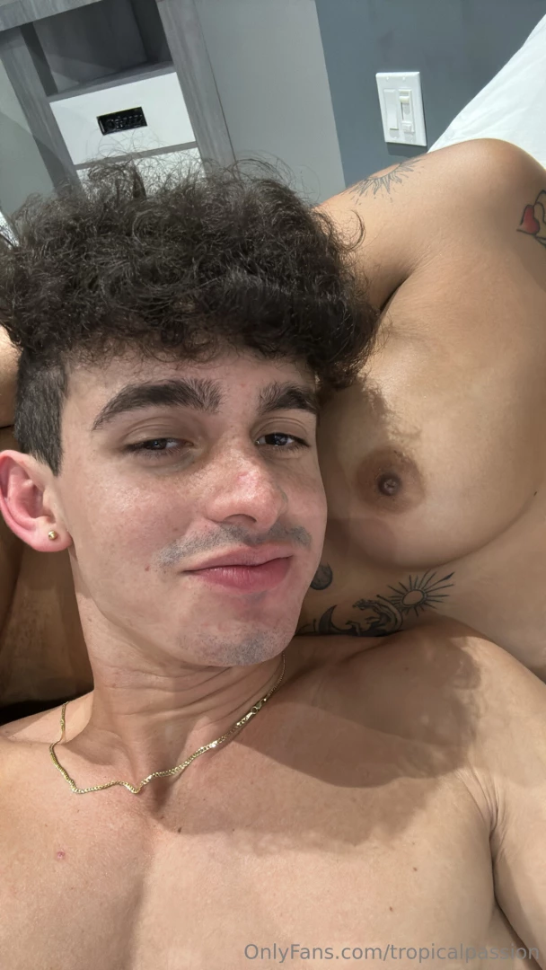 Descansando luego de com rmela completita anadelmar 