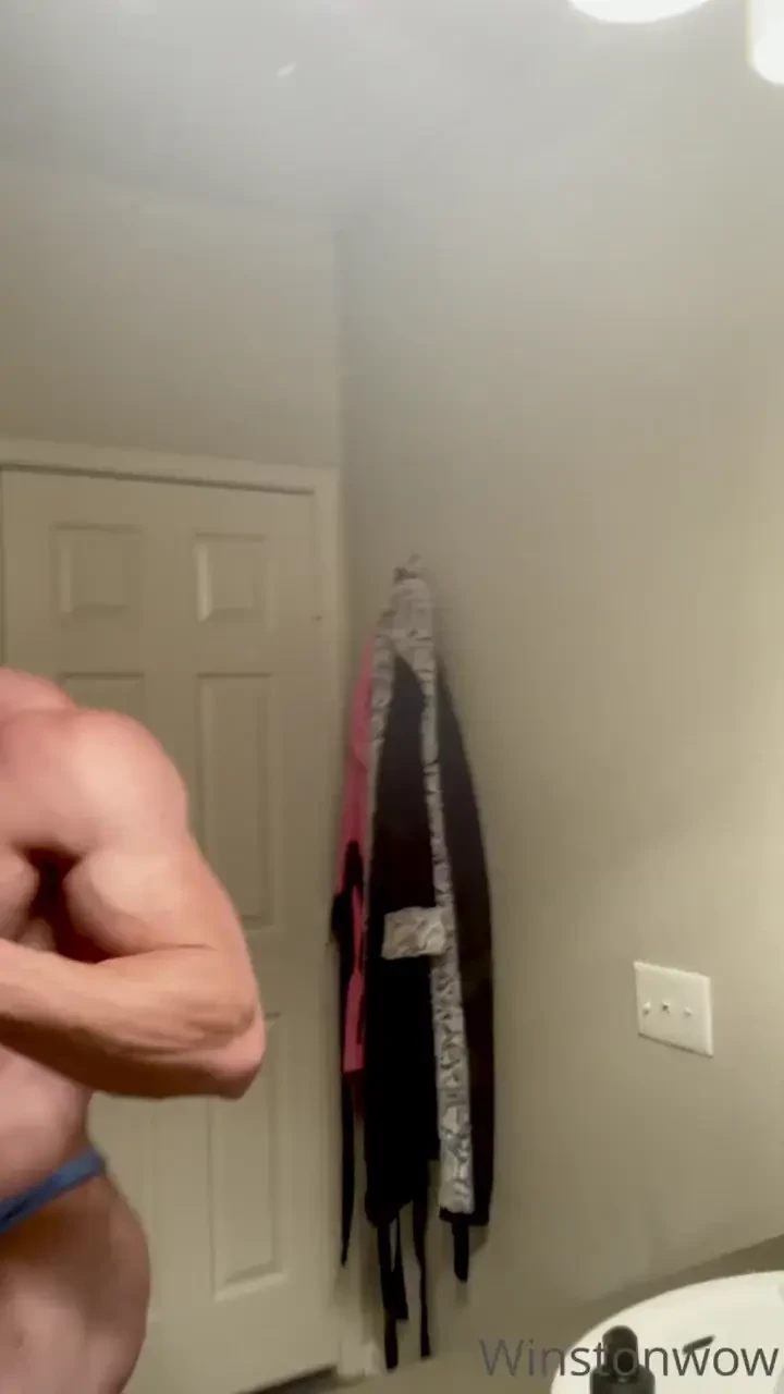 Flexing in my blue thong tell me what you d like to dooo more on my 