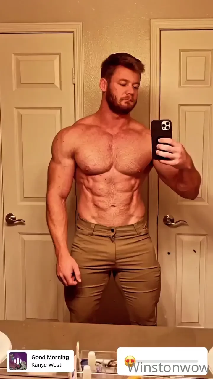 Hi my sexy peeps check out my paid page winstonwow https onlyfans com 