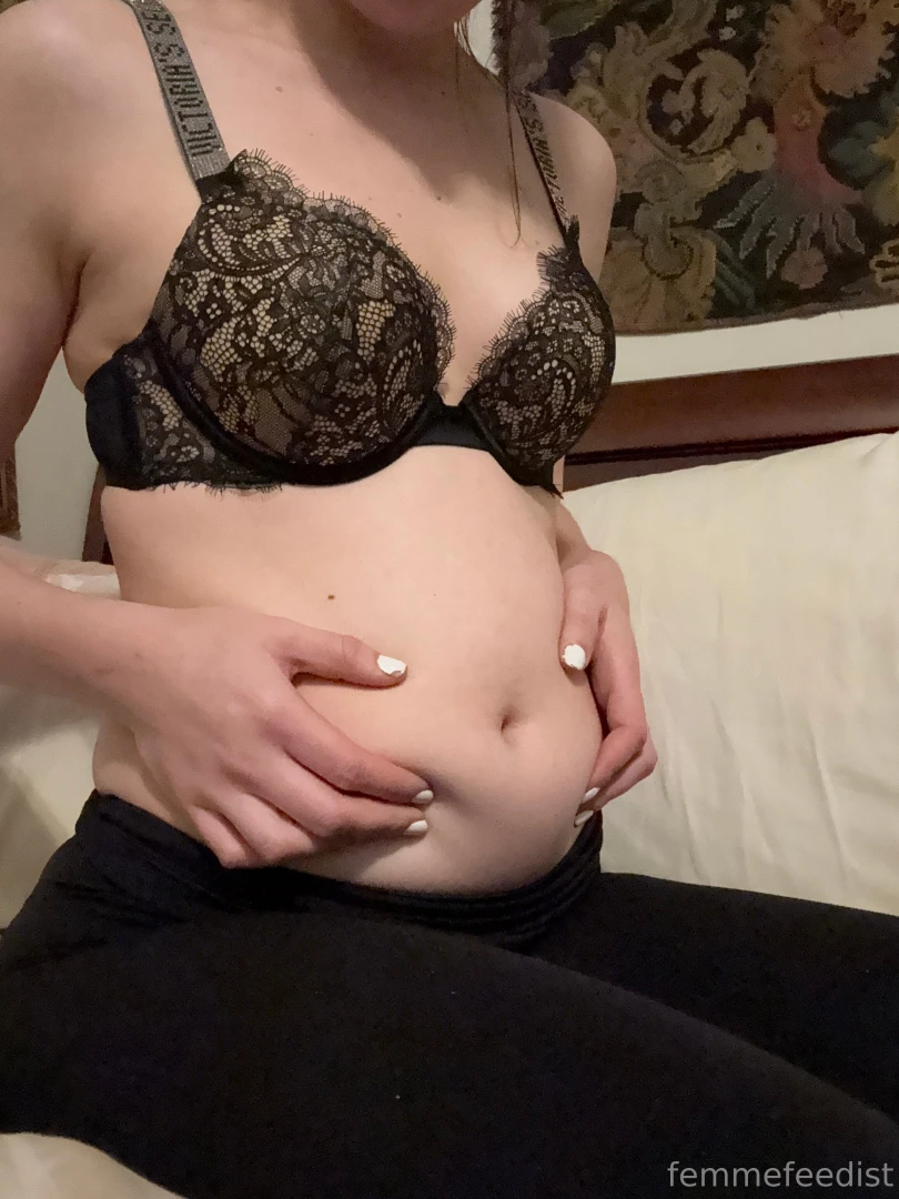 Felt soft amp cute tonight so i guess i m showing off a bit i ve kinda part 1 