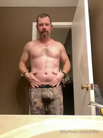 Happy thursday my friends little bit of a flex and some chatting lemme 