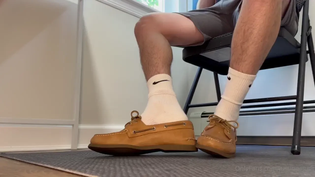 Pov i ve been wearing these socks for five days straight when i catch 