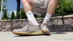 Shoeplay all day everyday