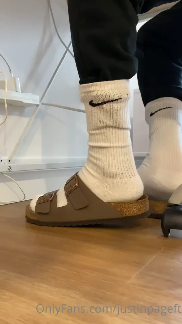 Pov-the tool in your class finally started playing around in his birks 