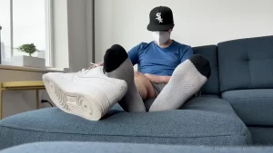 Verbal day 4 in these sweaty socks who can convince me to make a part