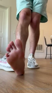 First vids in these yeezys gotta stink these up asap