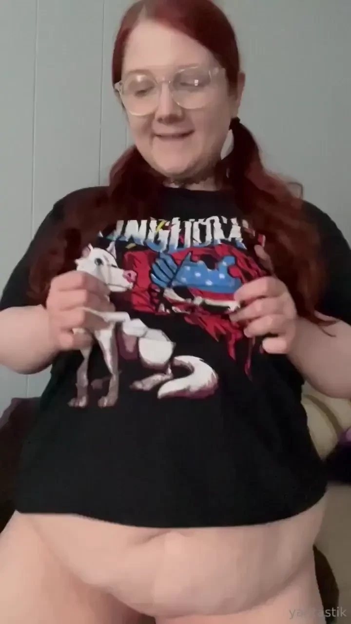 Let me show you what i m hiding under my wrestling shirt 