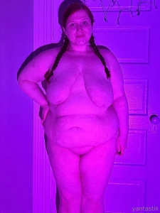 I almost fell over doing poses in this light good thing i was taking part 2