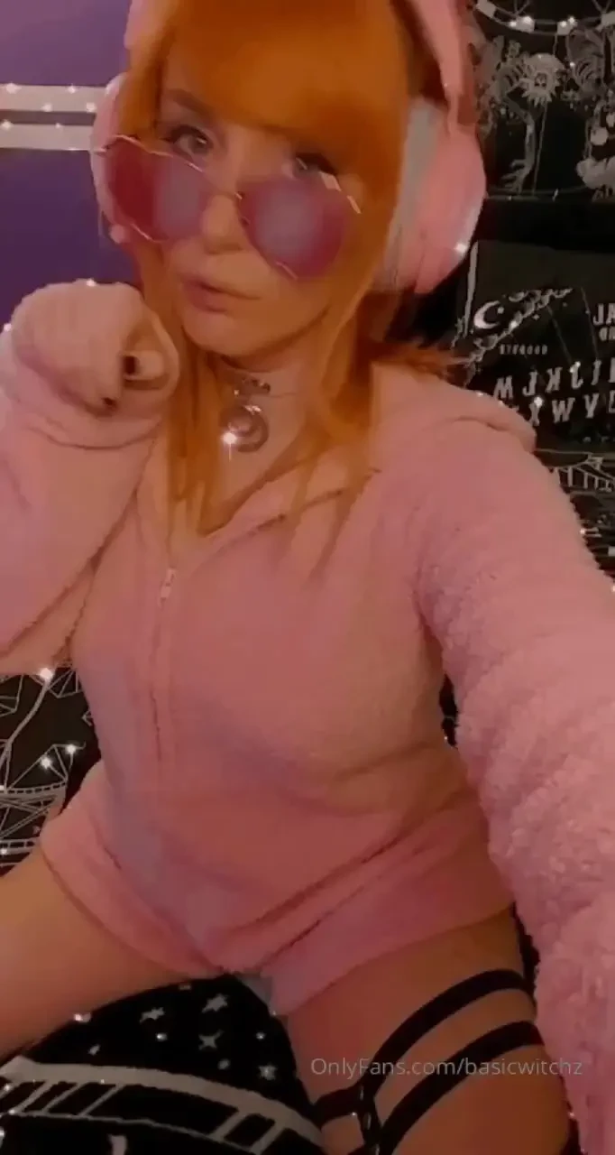 Lil flirty throwback for you how is your weekend going 