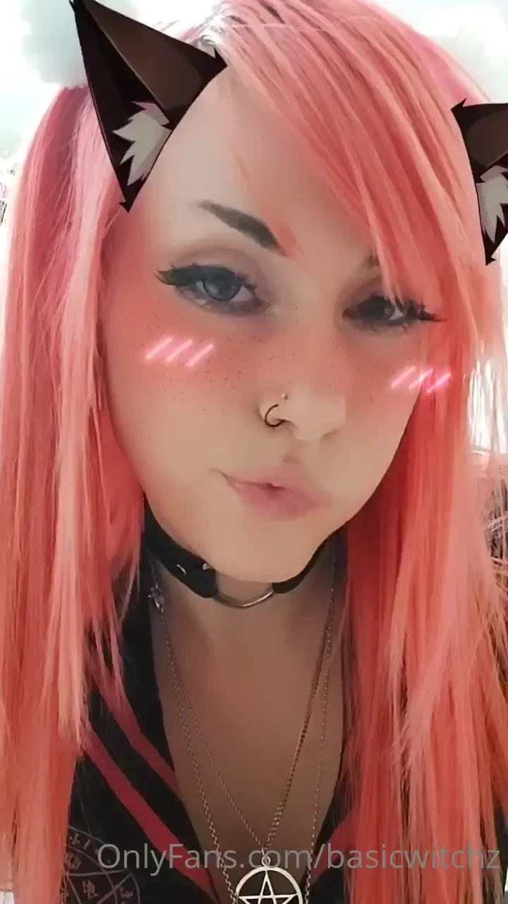 Wait you did call me cute guess you are my lil pogchamp 