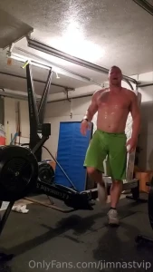 Monday morning workout got daddy all sweaty and couldn t cool down