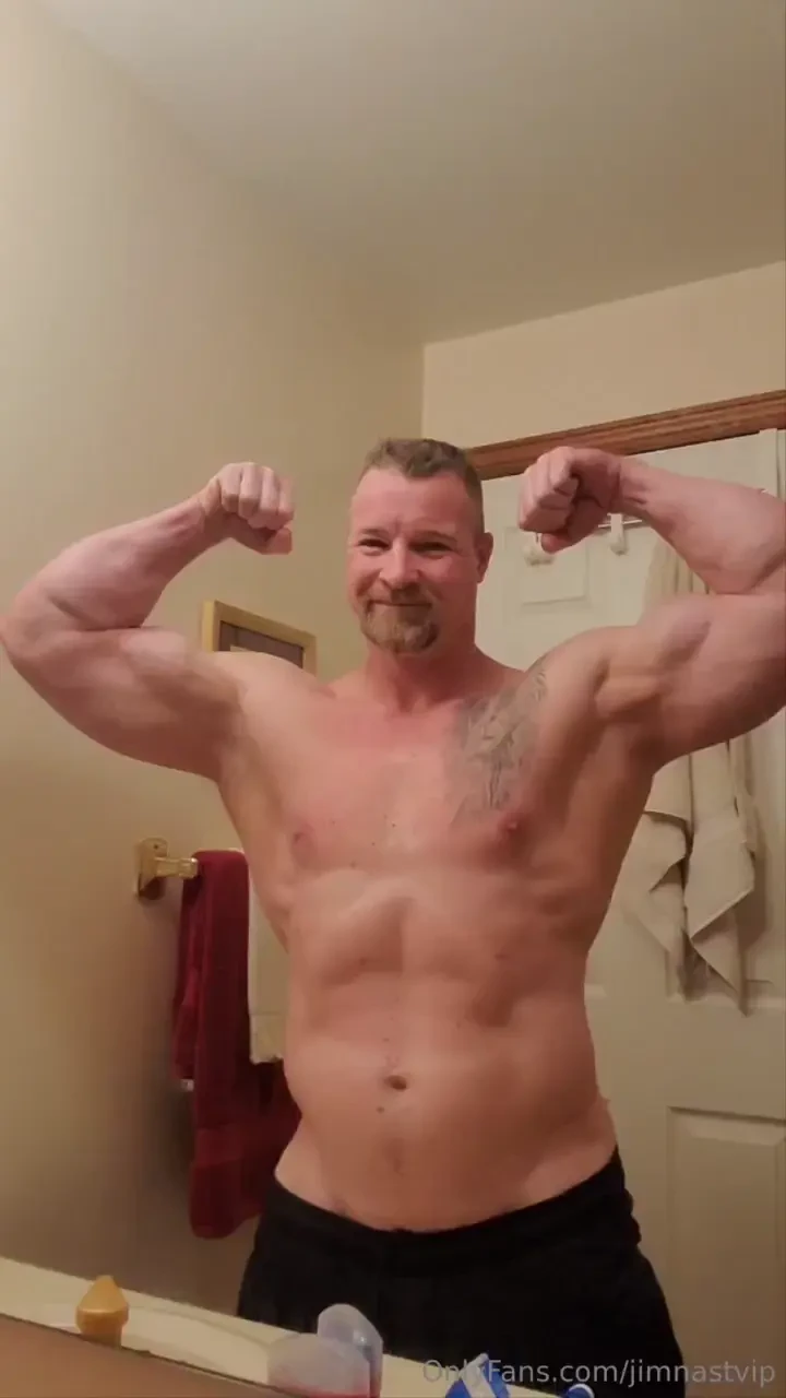 Daddy tried to do this trick yesterday at the gym however my workout 