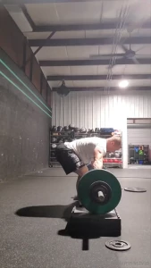 Daddys been fighting a stomach bug but still hitting some heavy lifts